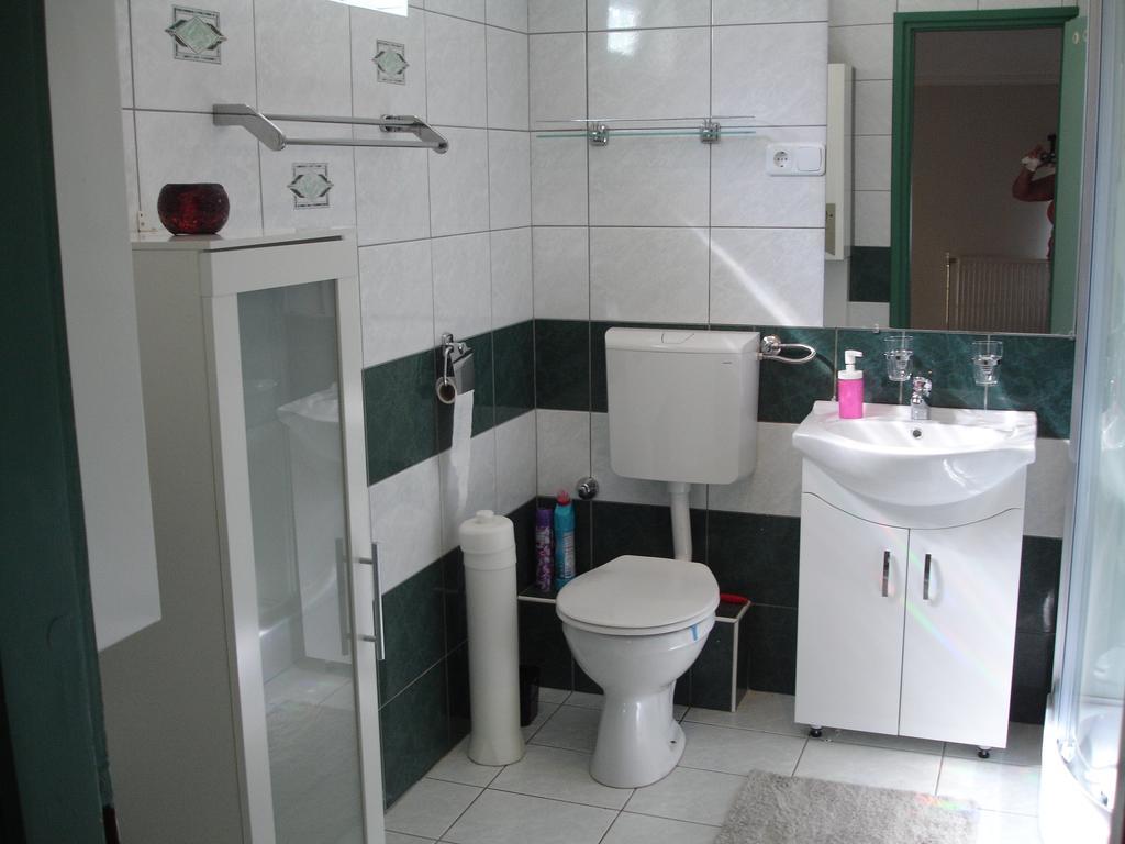 Biro Apartman Zalakaros Exteriör bild